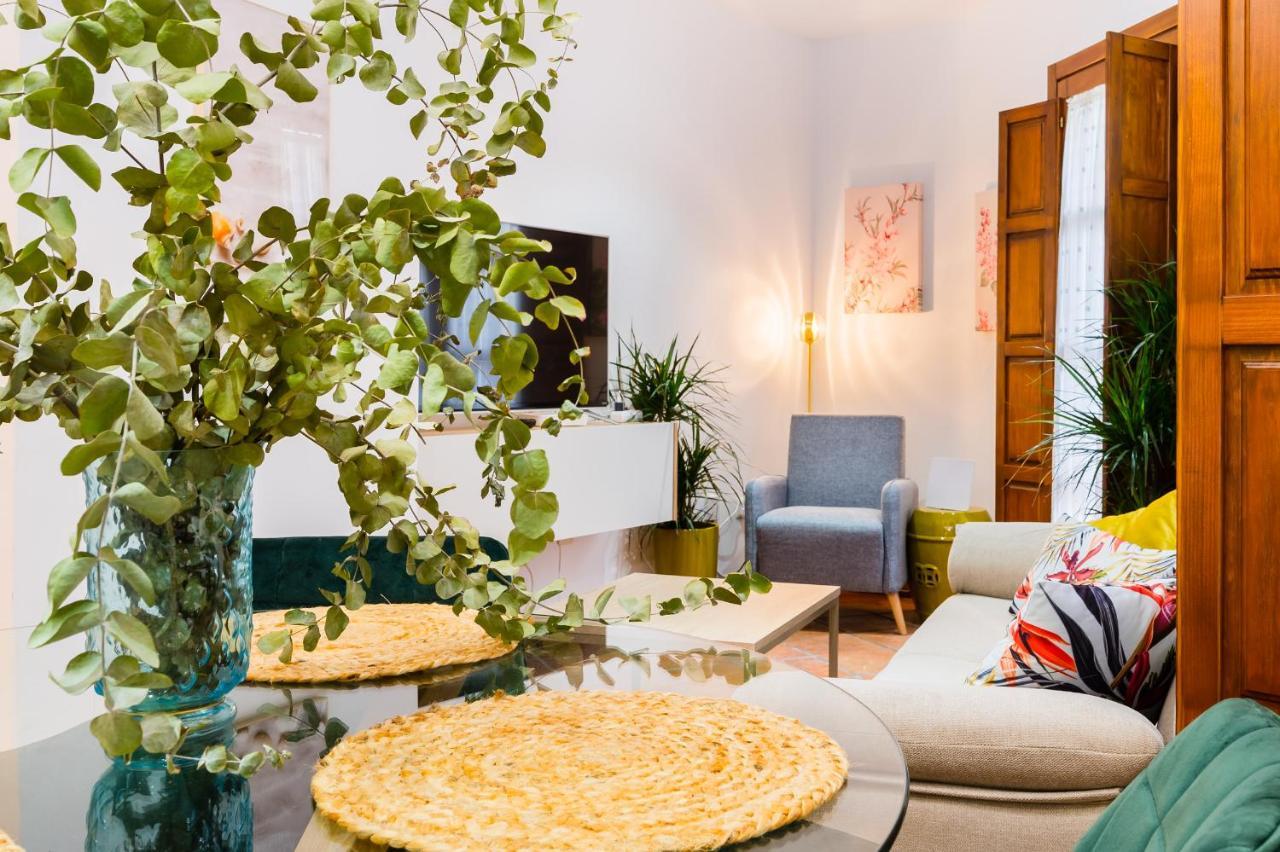 Suites Duplex Deluxe Sevilla Center Esterno foto