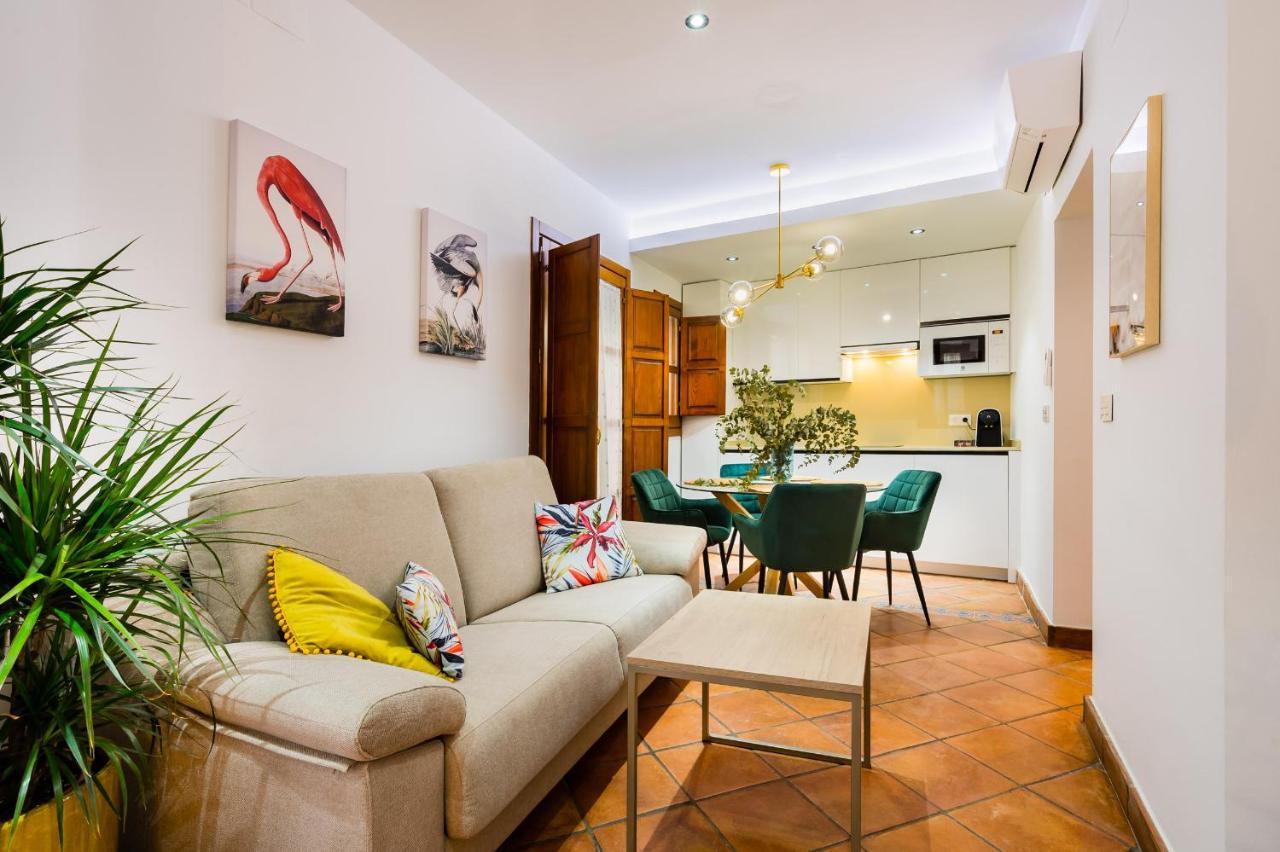 Suites Duplex Deluxe Sevilla Center Esterno foto