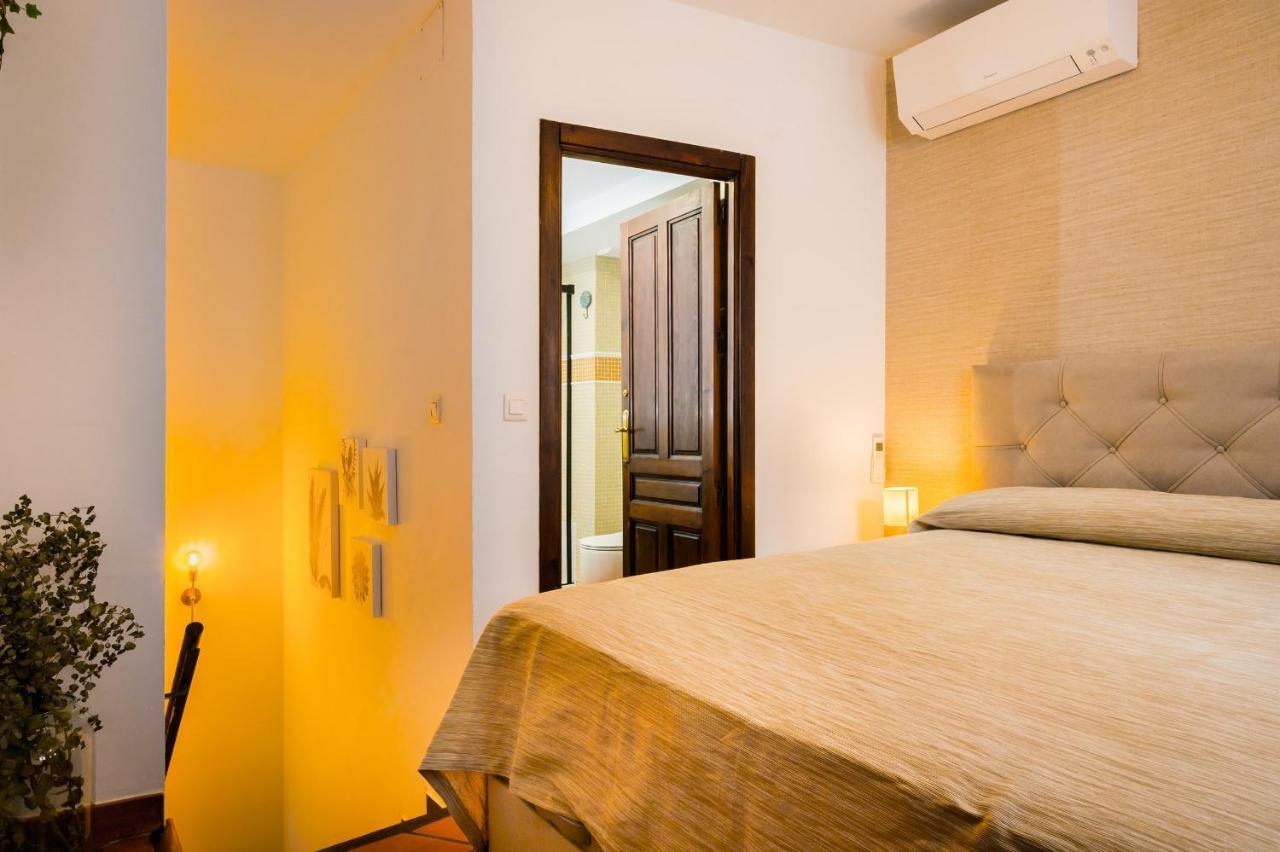 Suites Duplex Deluxe Sevilla Center Esterno foto