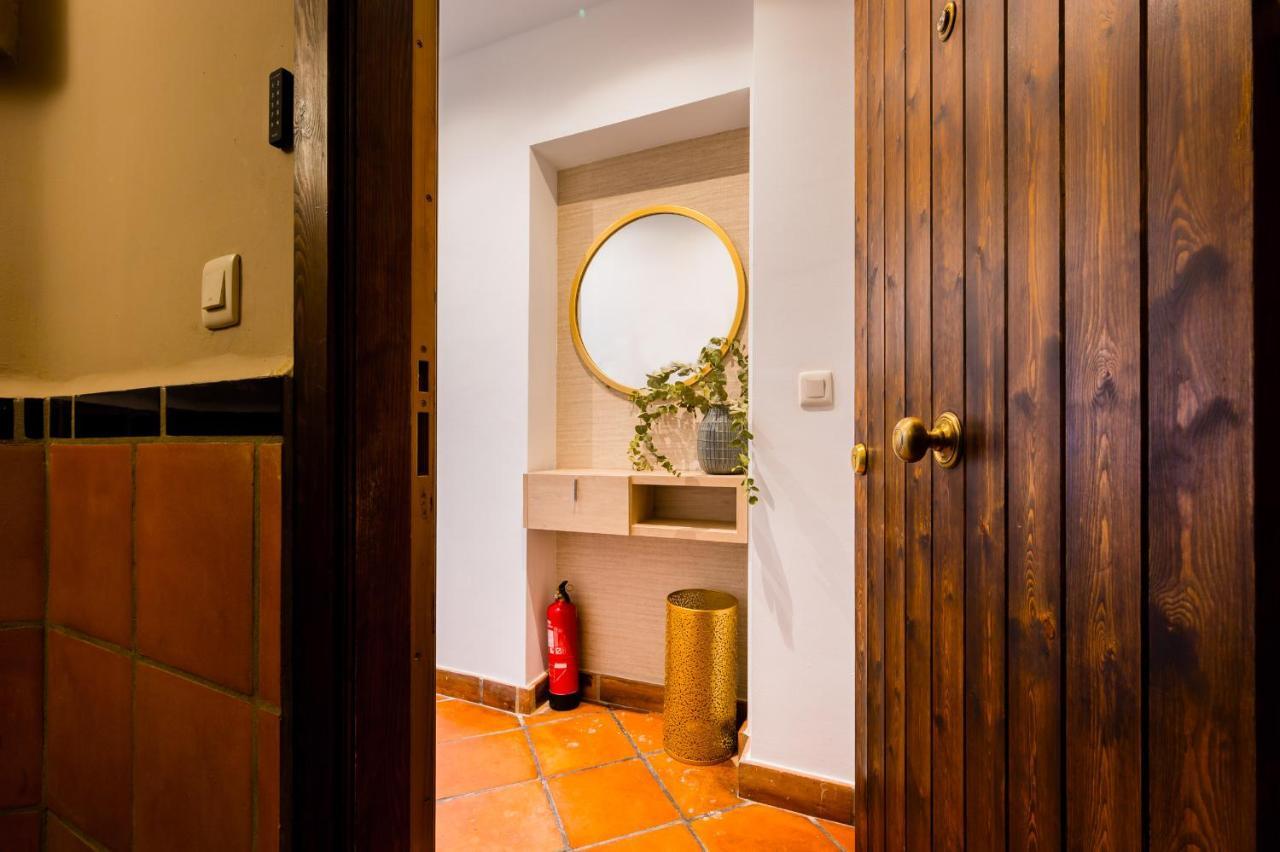 Suites Duplex Deluxe Sevilla Center Esterno foto